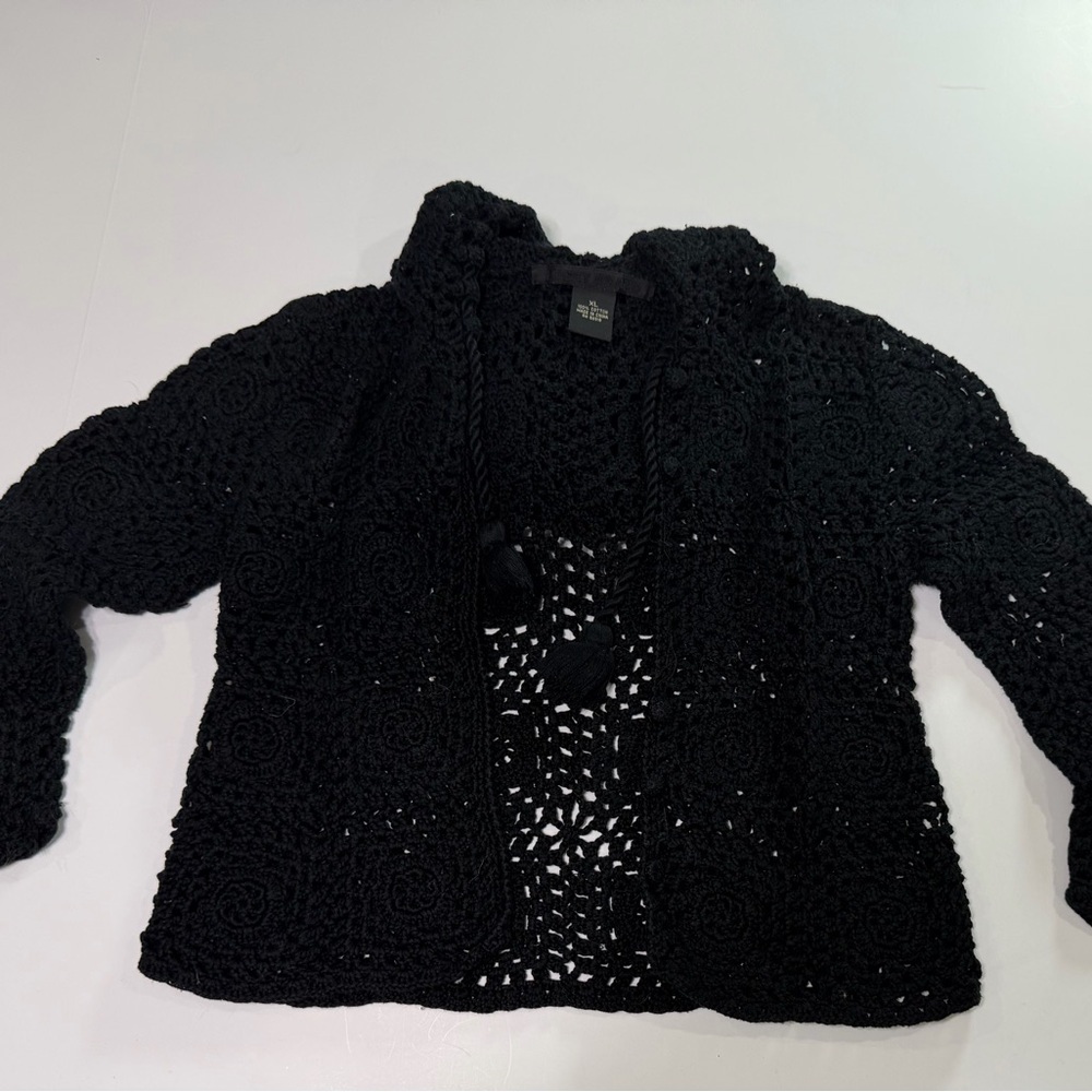 Lucky Brand Black Knit Cotton Sweater…see measurements and flaws